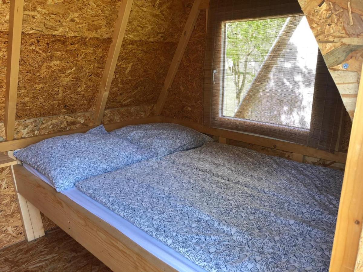 Una Kamp Ξενοδοχείο Bosanska Krupa Εξωτερικό φωτογραφία